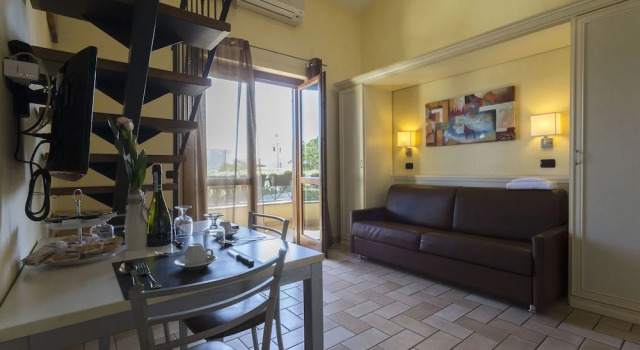 Executive- lejlighed med altan Borgo Castel Savelli