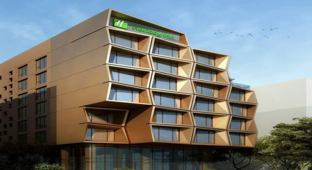 Полулюкс Holiday Inn Kolkata Airport by IHG