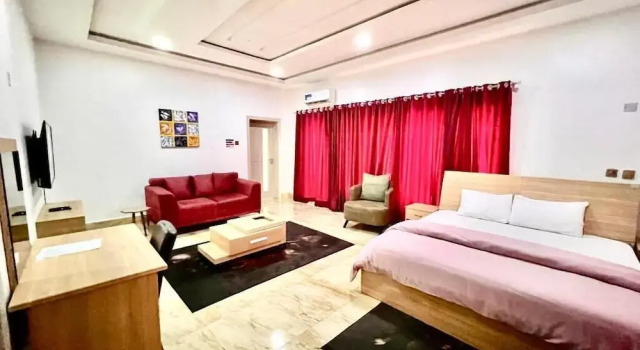 Palms Regalia Luxury Apartment