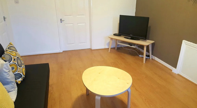 Dragon - Wellhall House 2 Bedroom Home, Rezervați Apartament Hamilton Lanarkshire