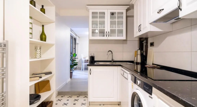 Апартаменты Convenient Flat w Garden 10 min to Galataport