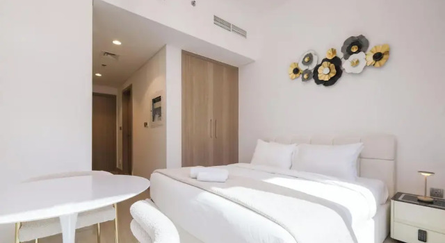 Stylish Riviera Studio Near Downtown, Забронировать Апартаменты/квартира Отели Дубая с бассейном, Бассейн