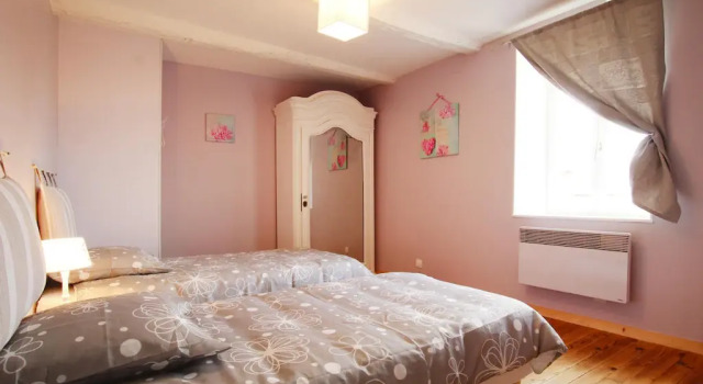 Holiday home on a Norman property,  semi-detached, Bacilly, Забронировать Отель  