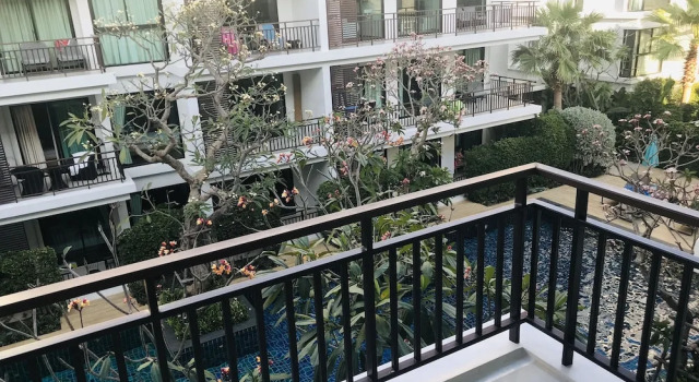 Двухместный номер Luxury с балконом The Title KR Beach Condotel Rawai Beach