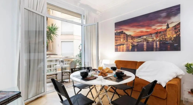Апартаменты Promenade, 2pièces chic et clim avec terrasse