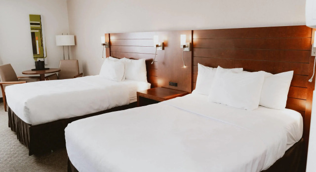 Четырёхместный номер Business Quality Inn Rouyn-Noranda