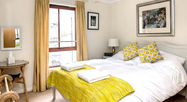 Charming Old Town Apartment