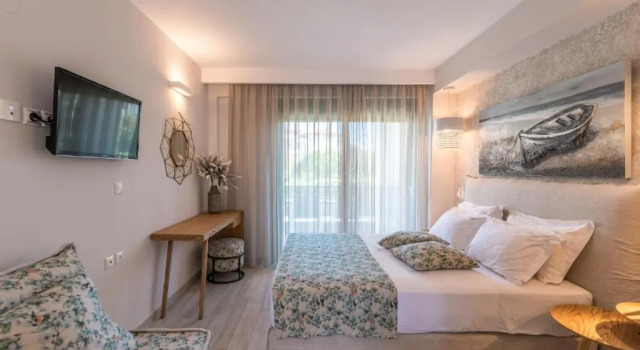 Alegria Suites, Book Hotel Nikiti Sithonia