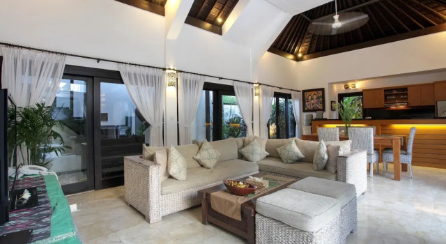 Puri Tirta Villas, Забронировать Отель Отели провинции Бали с завтраком, Завтраки