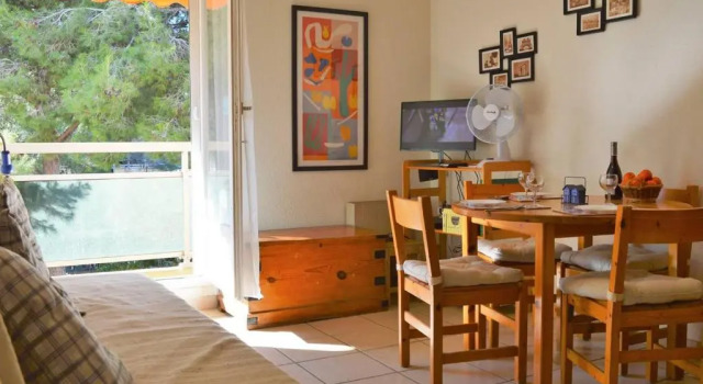 Appartement Bormes-les-Mimosas, 2 pièces, 4 personnes - FR-1-251-406