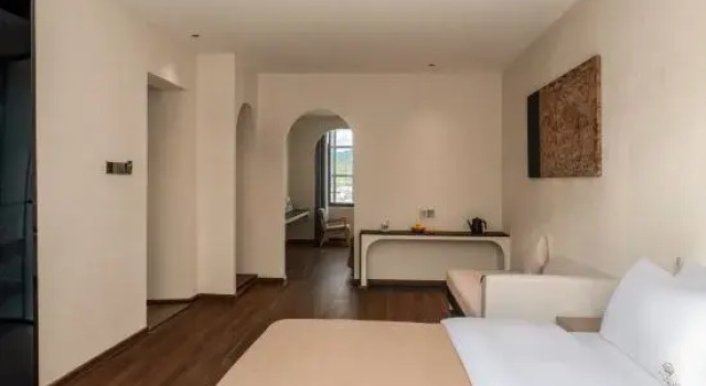 Люкс Yunmujing Light Luxury Homestay (Shangri-La Dukezong Ancient City Branch)