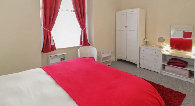 Llys Madoc, First Floor Flat
