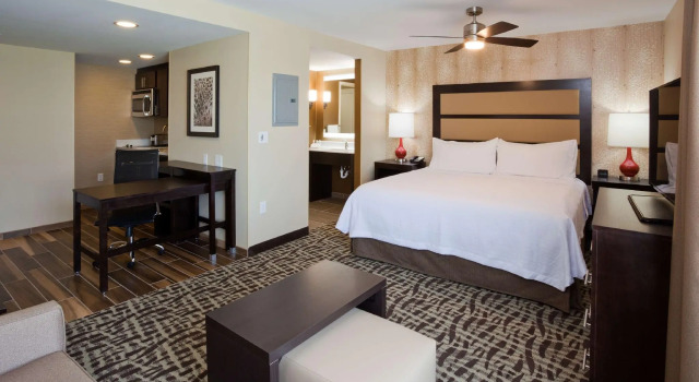 Двухместный люкс Homewood Suites Davenport