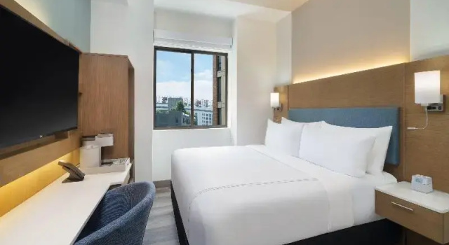 Двухместный номер Standard EVEN Hotel Long Island City - New York by IHG