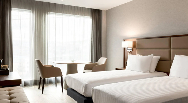 Двухместный номер Standard AC Hotel by Marriott Belfast