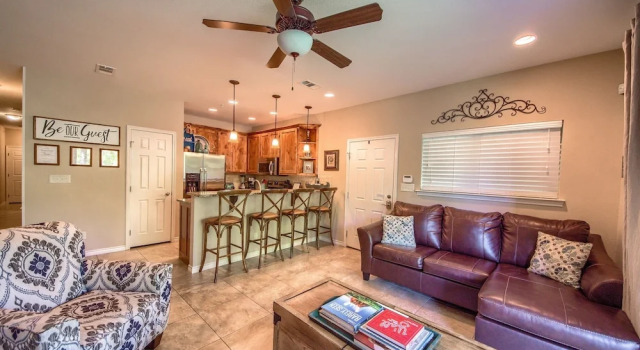 Rio Vida Rg104 3 Bedrooms 2 Bathrooms Condo