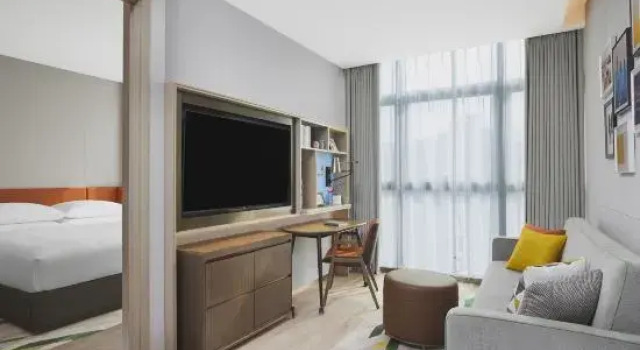 Люкс Home2 by Suite Wuhan Qingshan