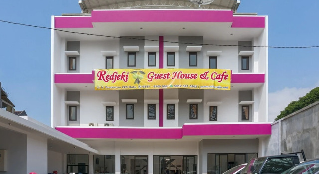Redjeki Guesthouse by RedDoorz