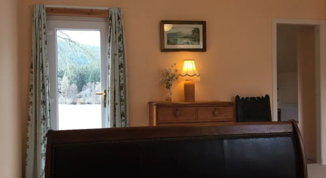 Beautiful Highland 1-bed Cottage, Book Vacation Home Inverness Moray Firth