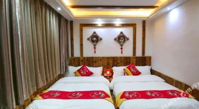 Fenghuang Yayuan Inn, Rezervovat Hotel Levné hotely v Feng-chuang