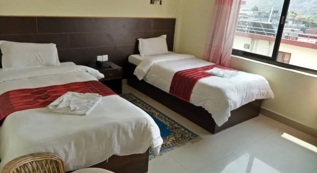Двухместный номер Deluxe с балконом Hotel Fewa Holiday Inn