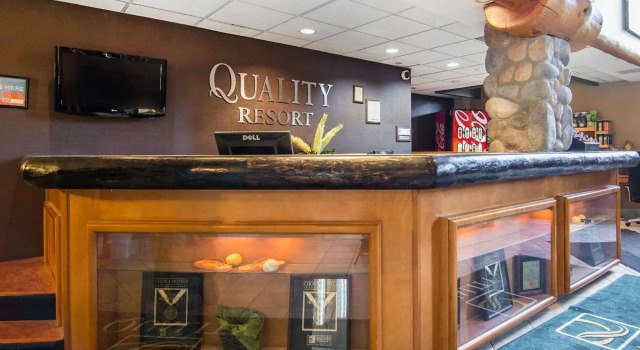 Chateau Canmore, Varaa Hotelli Hotellit ja majoitukset kohteessa Canmore, Hotelli
