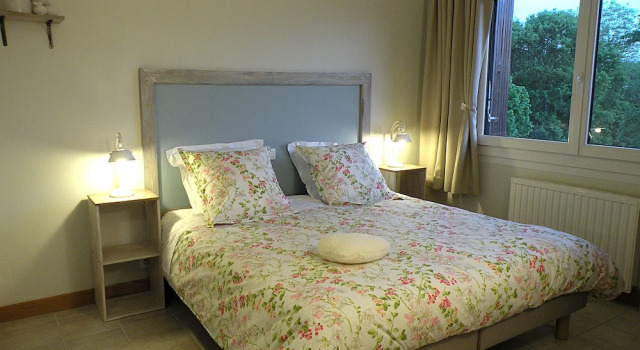 Chambres d'hôtes Maison Les Fraysses, Book Hotel Valroufie 