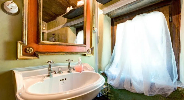 Il Mulino, Prenota Hotel Ortignano Raggiolo Toscana