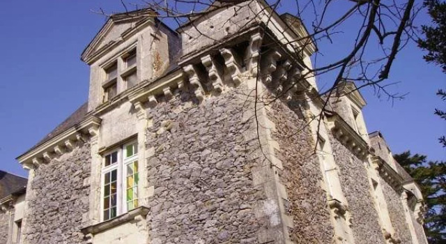 Château de La Fresnaye, Rezerwuj Hotel  