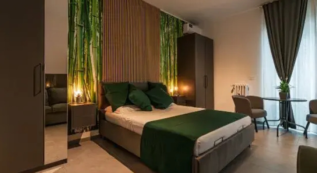Двухместный номер Deluxe Luxury Jacuzzi Suites Rome - You Rhome