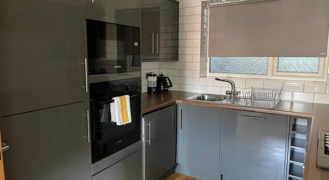 Апартаменты Deluxe Hull Spacious Guest House-3