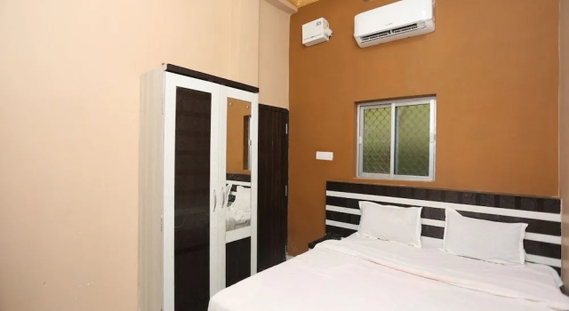 Maa Tara Hotel by OYO Rooms, Book Hotel Deoghar Jharkhand