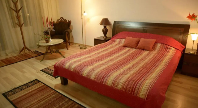 Hostel Tuba, Забронировать Хостел Хостелы Приштина, рядом с National Theatre of Kosovo, Хостел