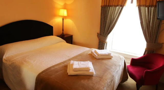 Standard Doppel Zimmer Crotty's Pub & Accommodation