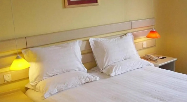 Home Inn Dayongfucheng - Zhangjiajie, Забронировать Отель Йонг Дин 