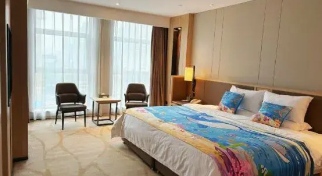 Семейный тент The Ruihe Hotel (Zhengzhou High-speed Railway Station)