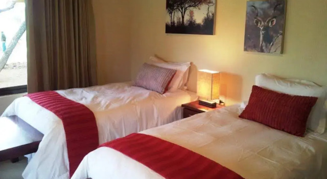 nDzuti Safari Camp, Book Hotel Hoteller i Limpopo med parkering, Parkering