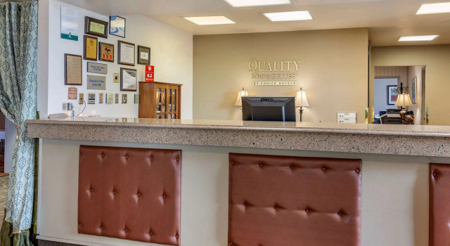 Quality Inn & Suites, Book Hotel Hoteller i Escanaba med pool, Swimmingpool