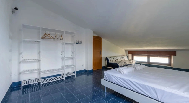 Seaside Villa Apartment with Beach Access, Забронировать Апартаменты/квартира Отели Куарту-Сант-Элена с парковкой, Парковка