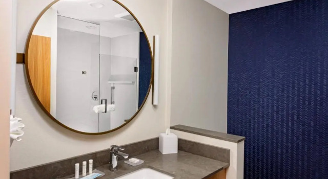 Standard Doppel Zimmer Fairfield by Marriott Port Clinton Waterfront
