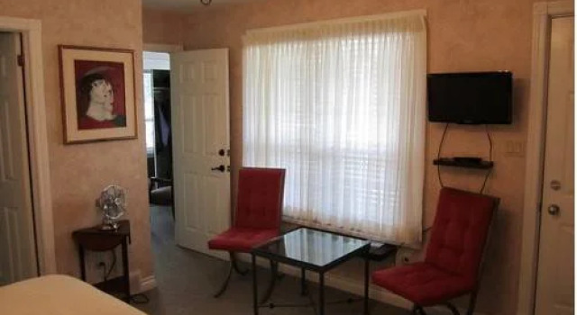 Bogart's B&B, Varaa Bed and Breakfast Niagara Wine Region Ontario