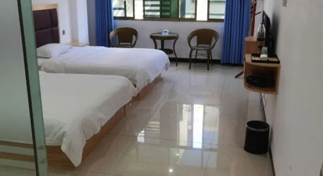 Xingyi Hengxin Hotel, Varaa Hotelli Qianxinan Kiina