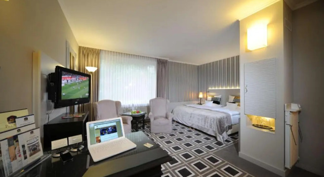 Номер Standard Best Western Premier Parkhotel Kronsberg