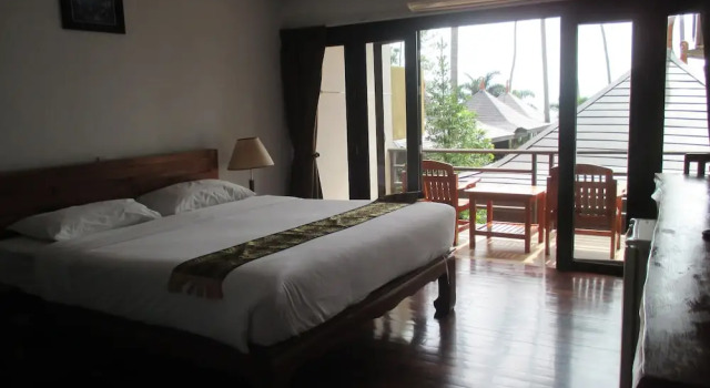 Двухместный номер Superior с балконом Lipa Bay Resort