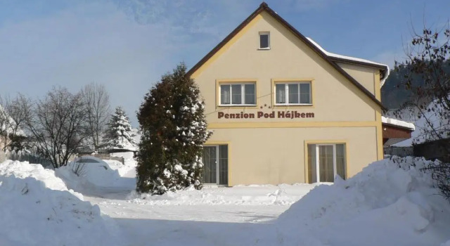 Семейная студия с красивым видом из окна Guest House Pod Hájkem
