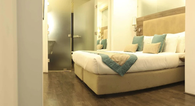 Номер Standard Hotel Centre Point