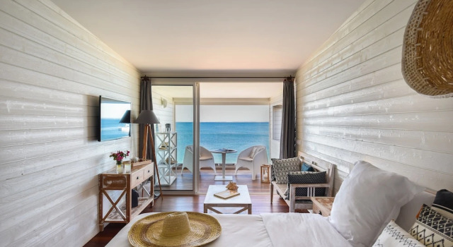 Le Temps des Cerises Hotel Beach