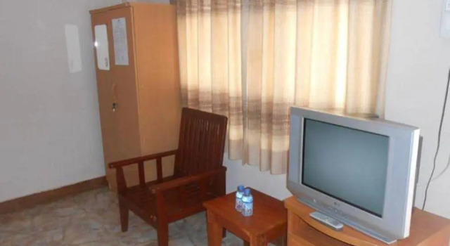 Viengnakhone Hotel, Забронировать Отель Отели Вьентьяна с парковкой, Парковка