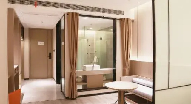 KaiYuan Manju Hotel （Ningbo Zhenhai District Government）, Prenota Hotel Hotel a Ningbo con parcheggio, Parcheggio