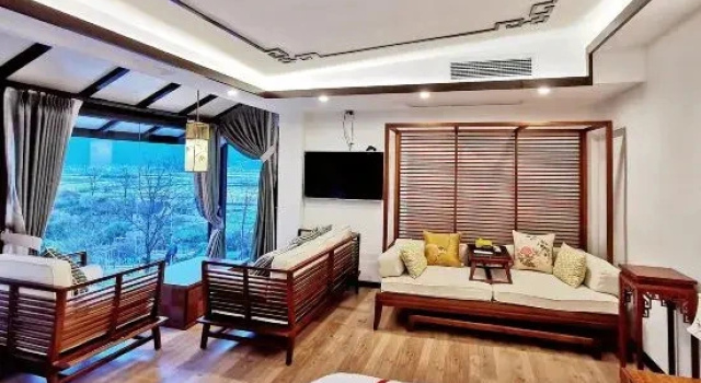 Люкс Luxury Xingyi Yinfeng Inn